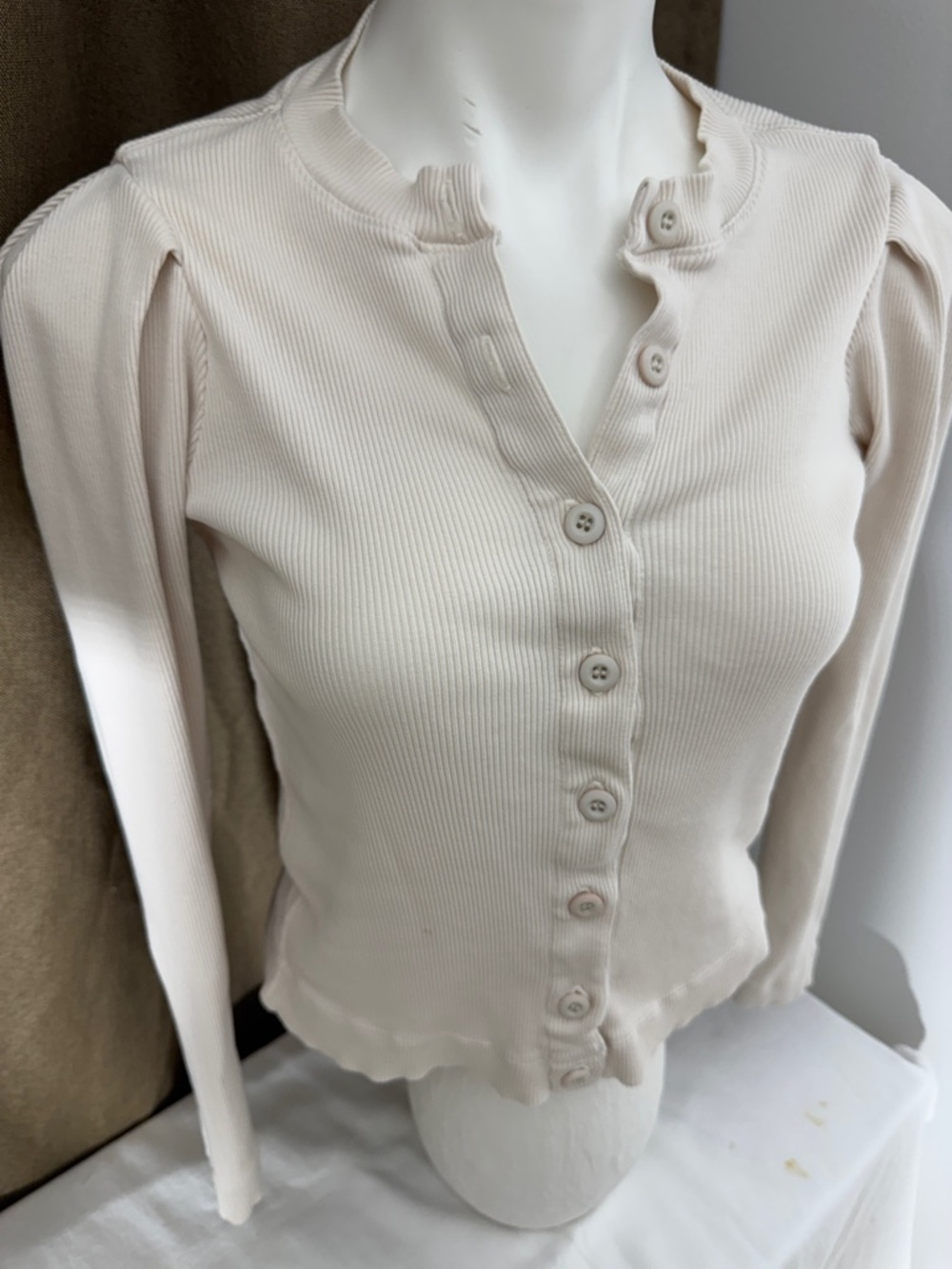 AMO Cream Ribbed Button-Front Long Sleeve Top with Puff Shoulders